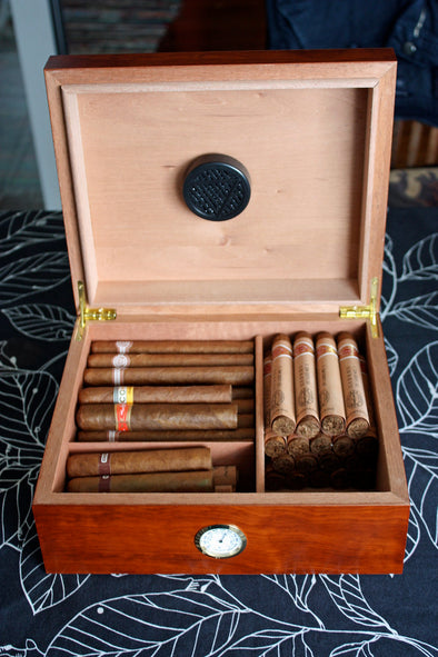 wooden-cigar-humidor