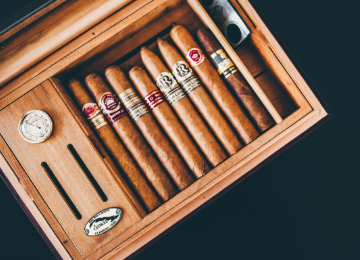 12 Must Have Cigar Accessories – Stage V